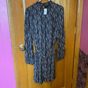 Ann Taylor Navy and White Floral Dress